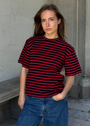 Mejse stripe tee Navy/Red Boii Studios 